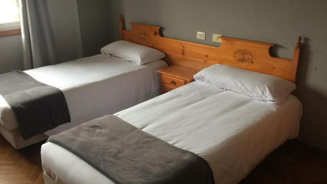 Albergue Hostal Telmo Tui Ngoại thất bức ảnh